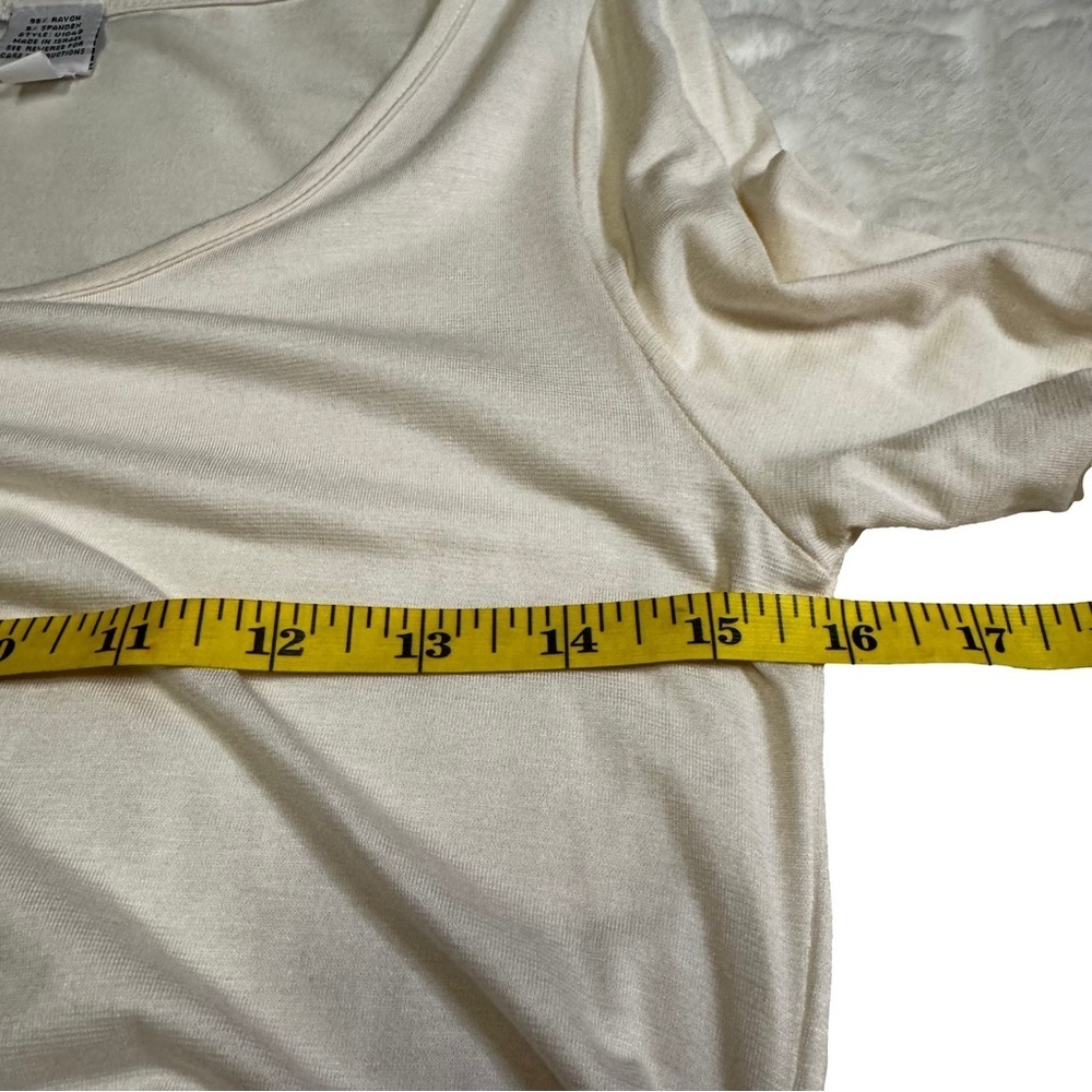 Newport News Cream Long Sleeve Top, Size Small Ruching on Sides and Sleeves NWOT - Picture 9 of 13